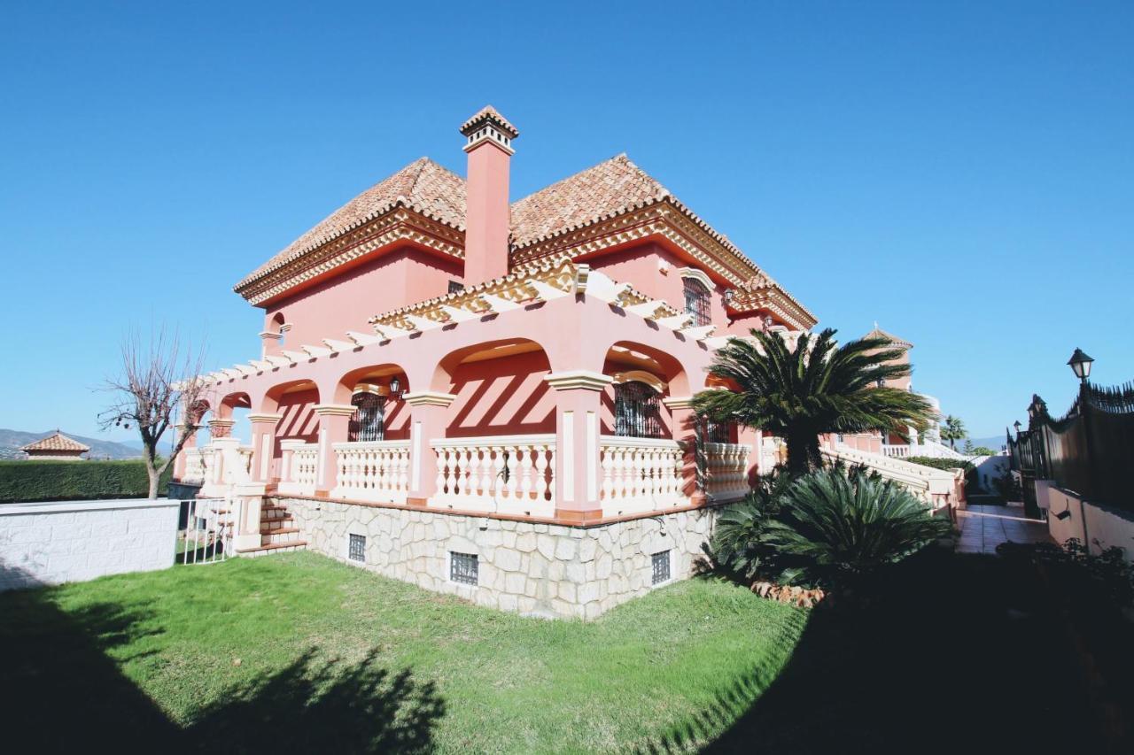 Tess Villa Cari Alhaurin de la Torre Bagian luar foto